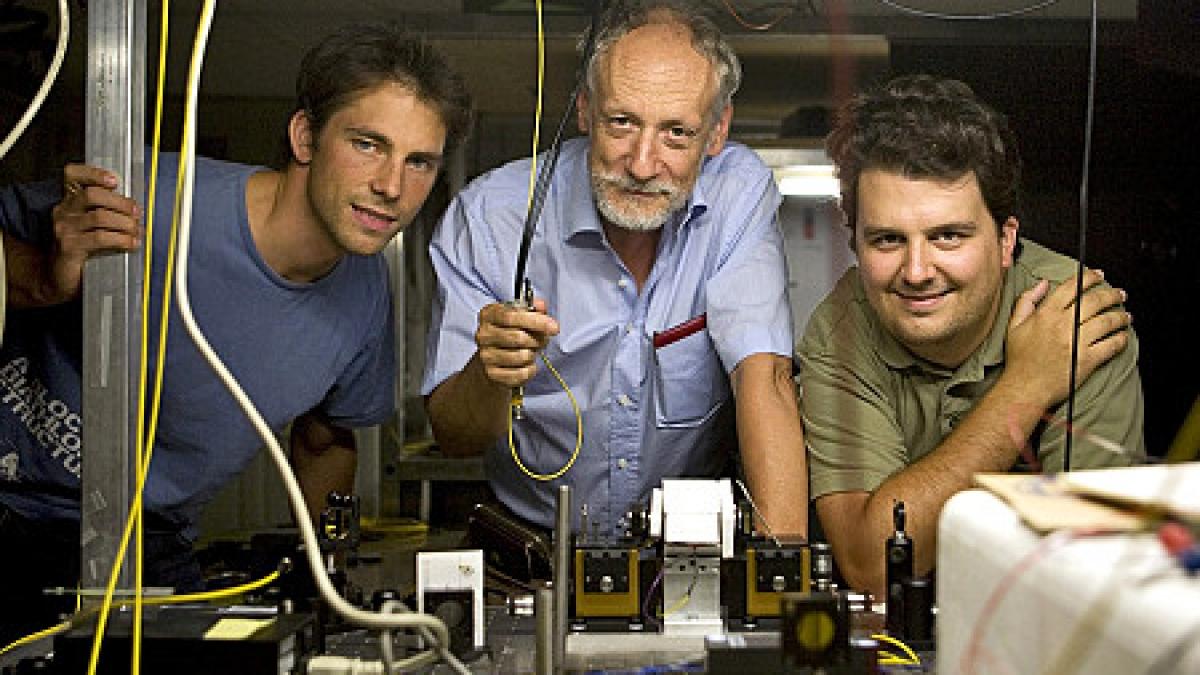 premiera in lumea stiintei cercetatorii au reusit prima teleportare pe o distanta de 25 de kilometri