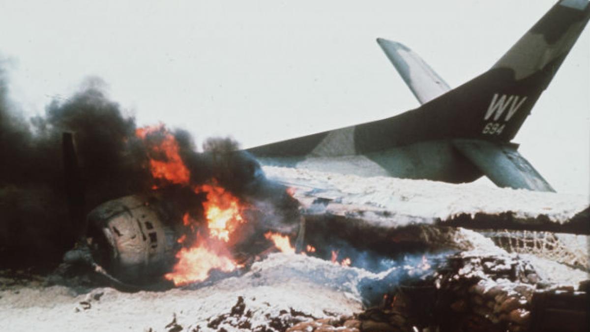 armata israeliana a doborat un avion sirian care survola platoul golan