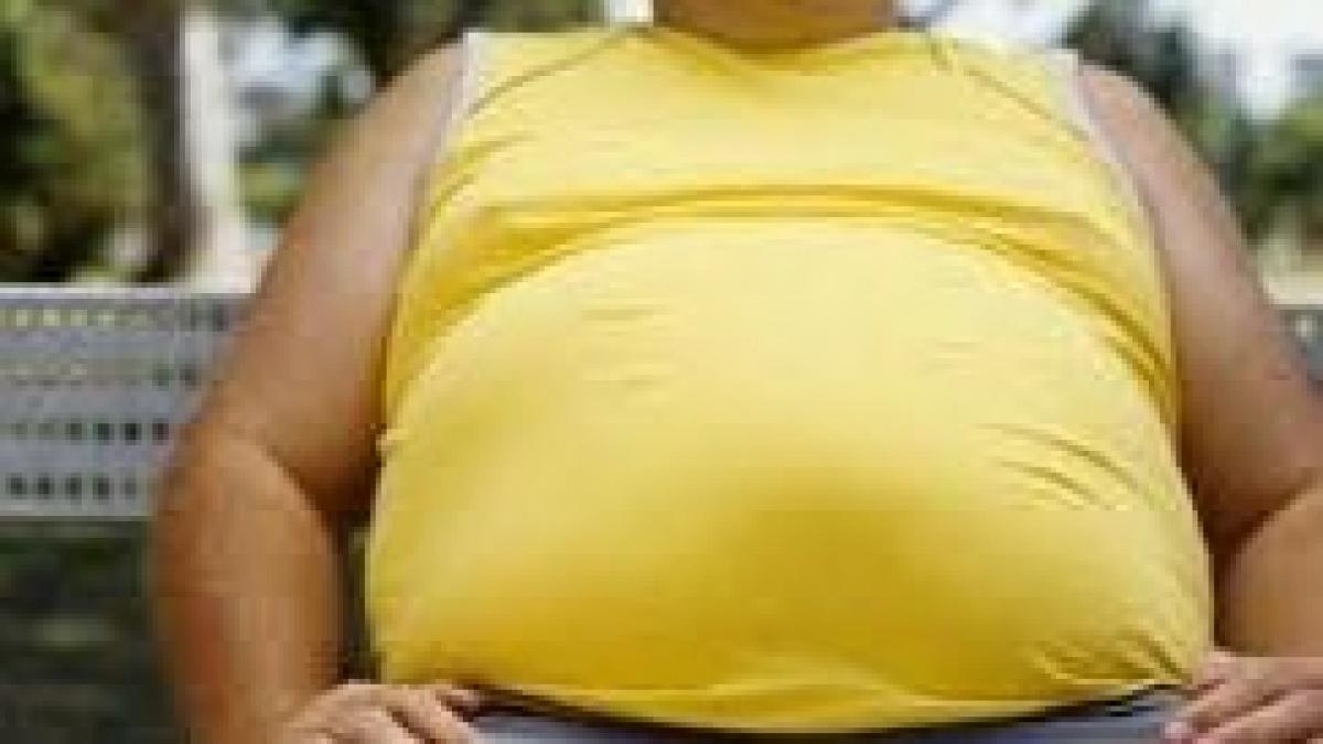 un tanar obez a slabit peste 50 de kilograme pentru primul sarut din viata lui cum arata inainte si