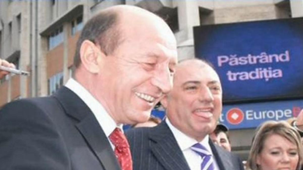 deziluzia optica aurel si paharel