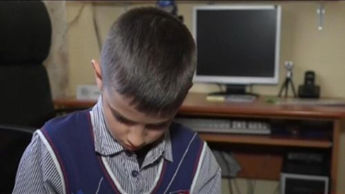 elev de clasa a 6 a tuns fortat de directoarea adjuncta a scolii isj suceava ancheteaza cazul