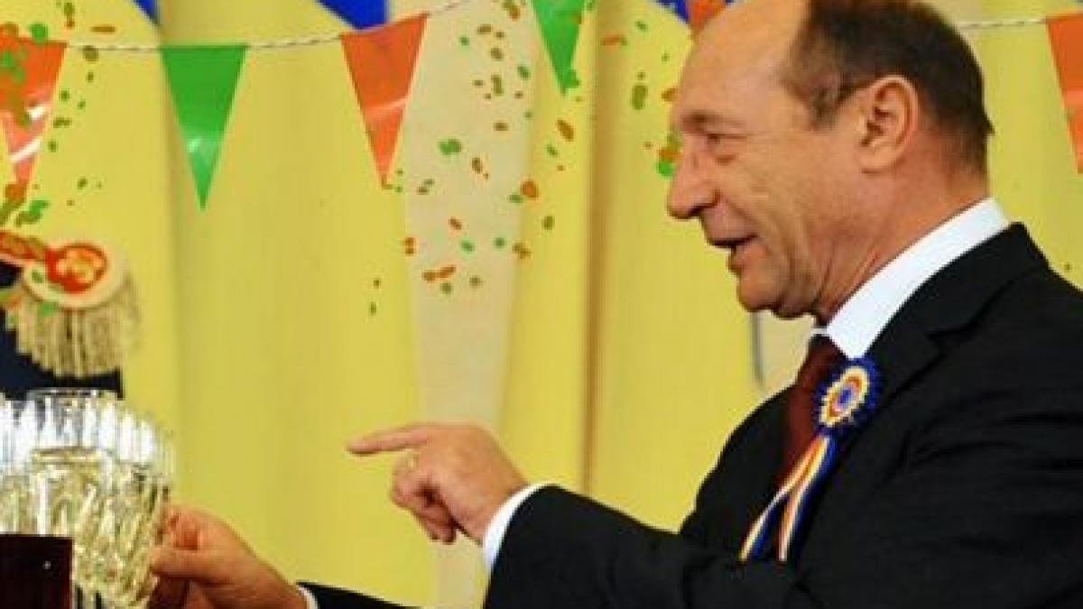 deziluzia optica hai vin iar in gara noastra mica