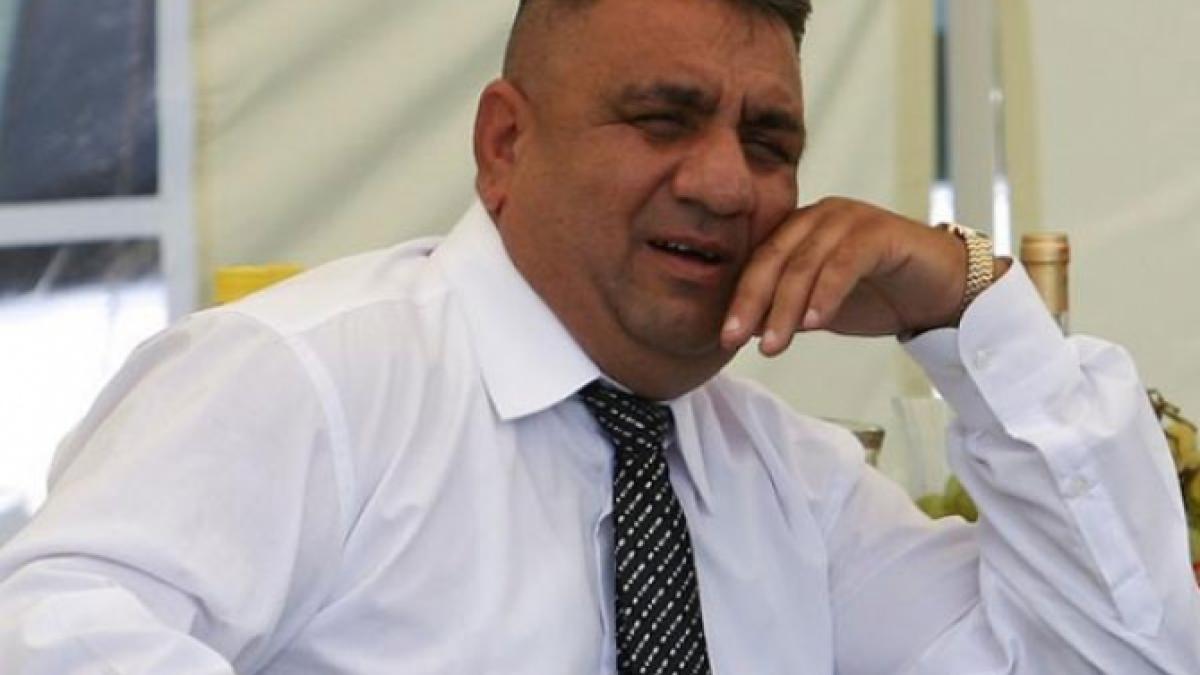 ginerele lui traian basescu sida se intalnea cu bercea mondial inainte ca interlopul sa intre in