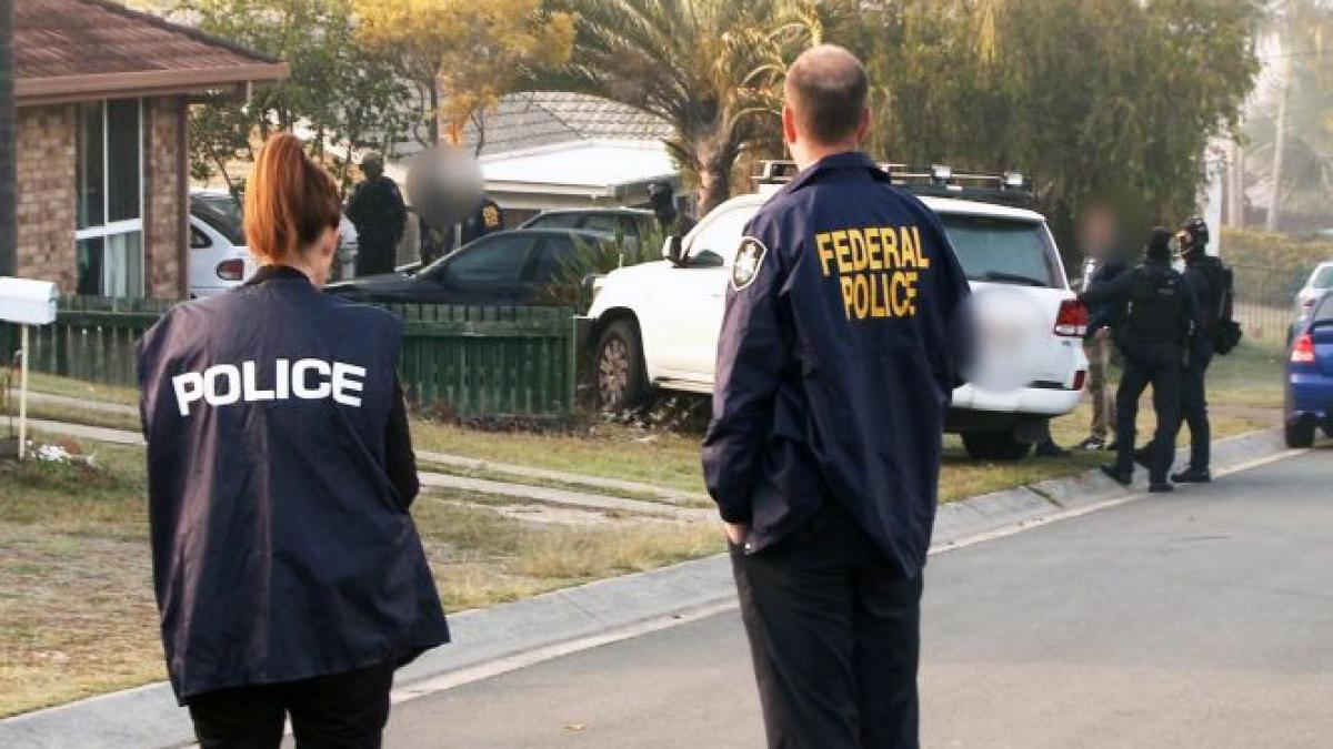 australia politistii au arestat un suspect care trimitea bani extremistilor din siria