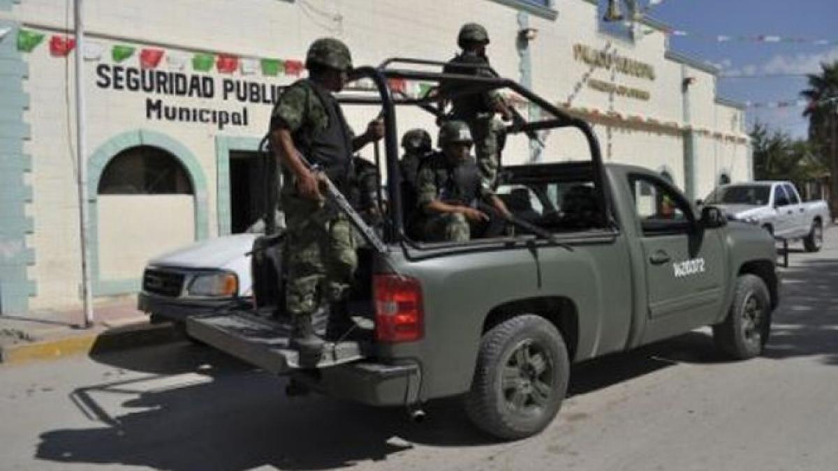 3 militari mexicani sunt acuzati ca au executat 22 de mafioti locali