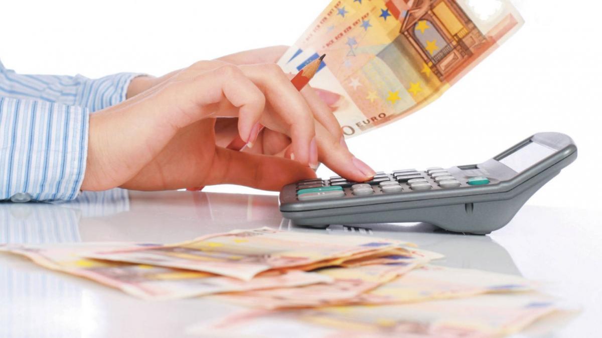 benzina ar putea fi mai ieftina din 2015 insa statul ne pregateste ceva