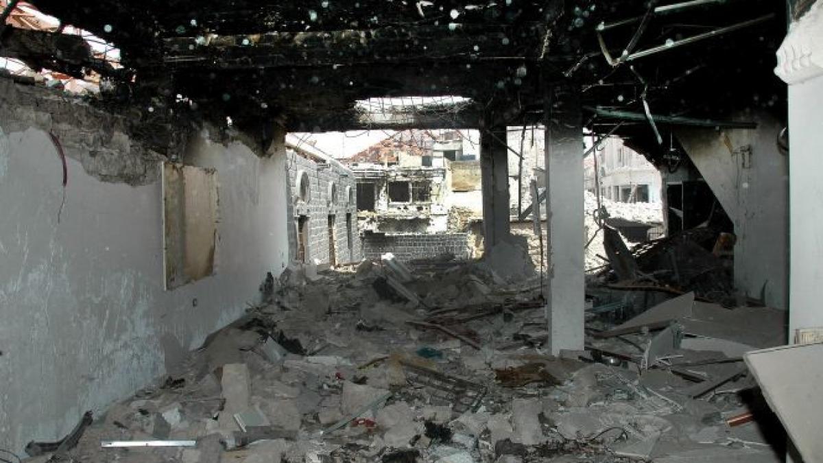 dublu atentat la homs 48 de persoane dintre care 41 de copii au murit