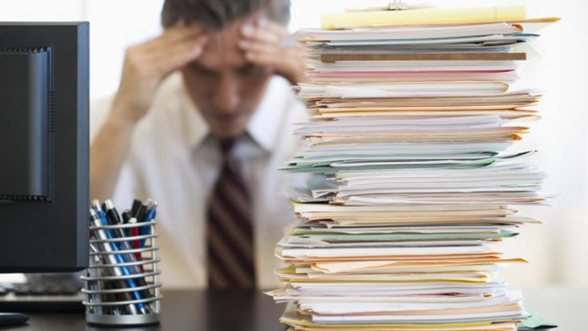 ne regasim in topul celor mai muncitori europeni dar fara mare folos noi si cu bulgarii suntem cei