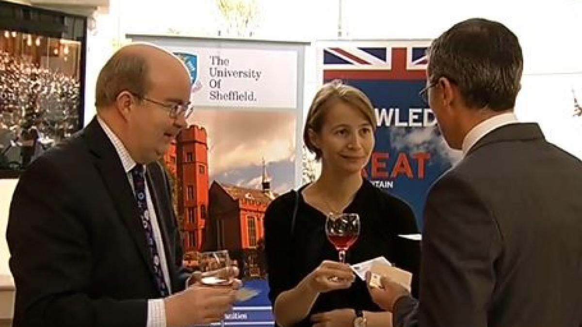 absolventii shefield intalnire cu ambasadorul marii britanii la bucuresti