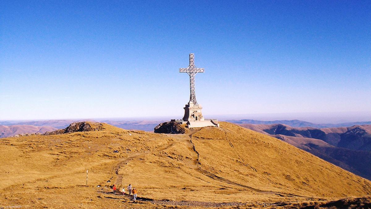 ce vrea sa faca biserica ortodoxa romana mii de oameni infuriati de initiativa