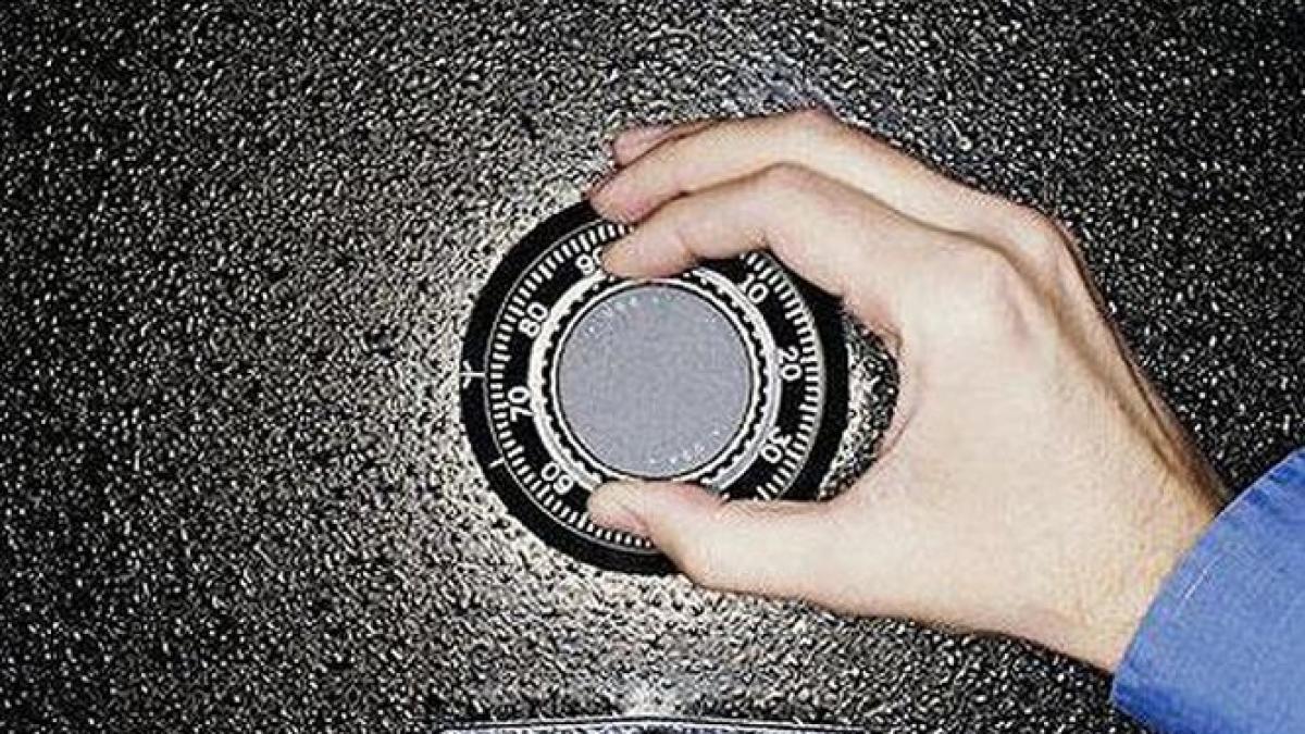 sediul rar din timisoara a fost spart hotii au fugit cu seiful unitatii