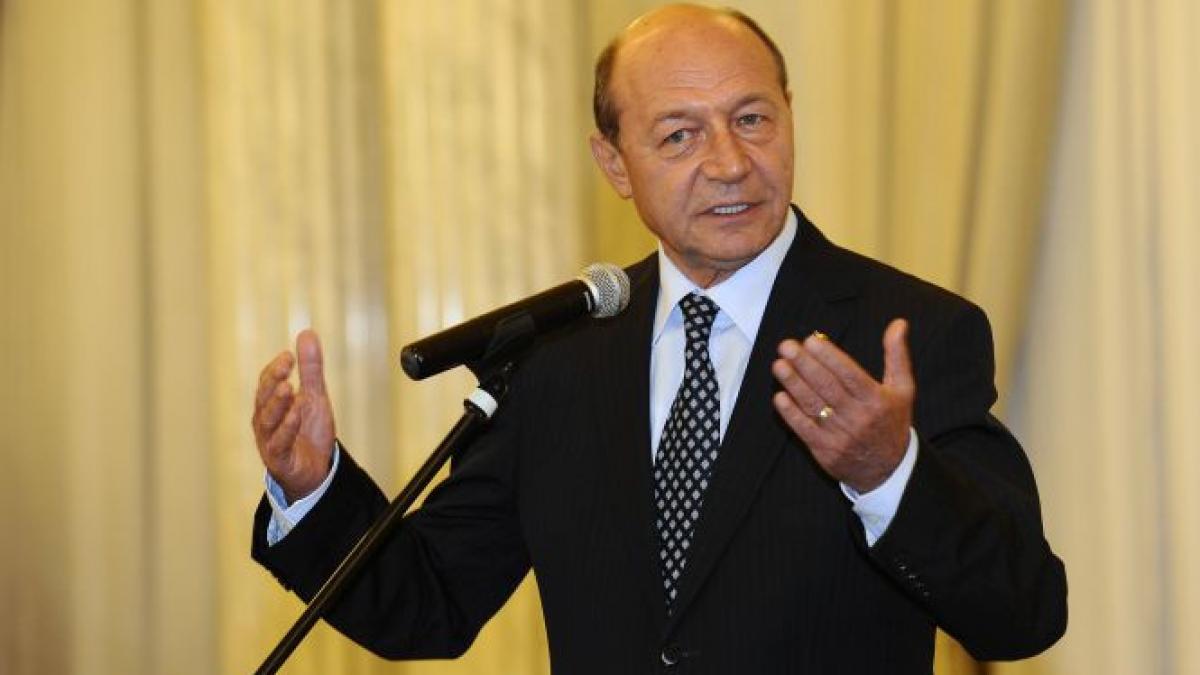basescu da aviz pentru urmarirea penala a 5 fosti ministri presedintele da informatii din dosarul