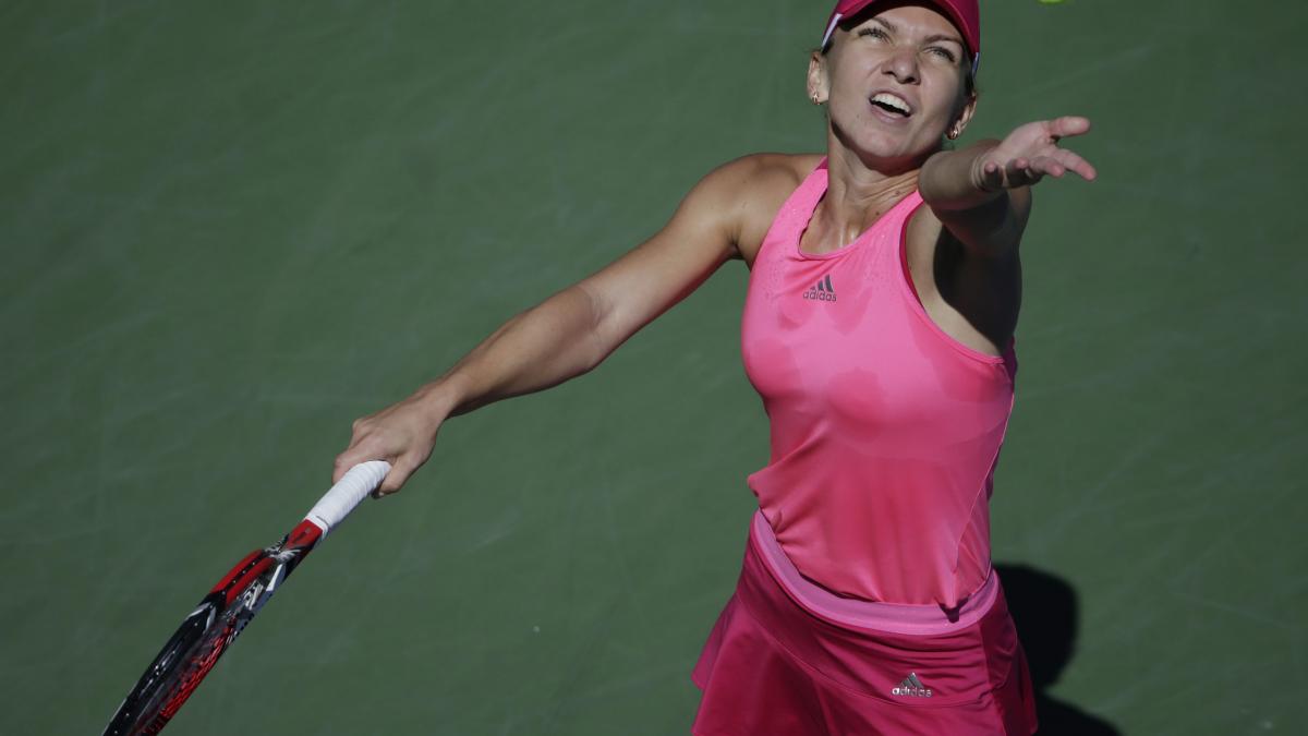 veste proasta pentru simona halep sarapova a acces in semifinale la beijing si mai are nevoie de o