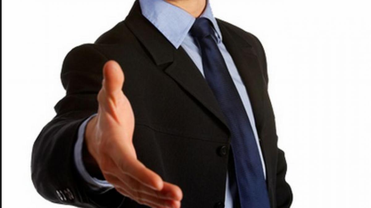 ministerul transporturilor cauta manageri pentru companiile tarom cfr calatori aeroporturi