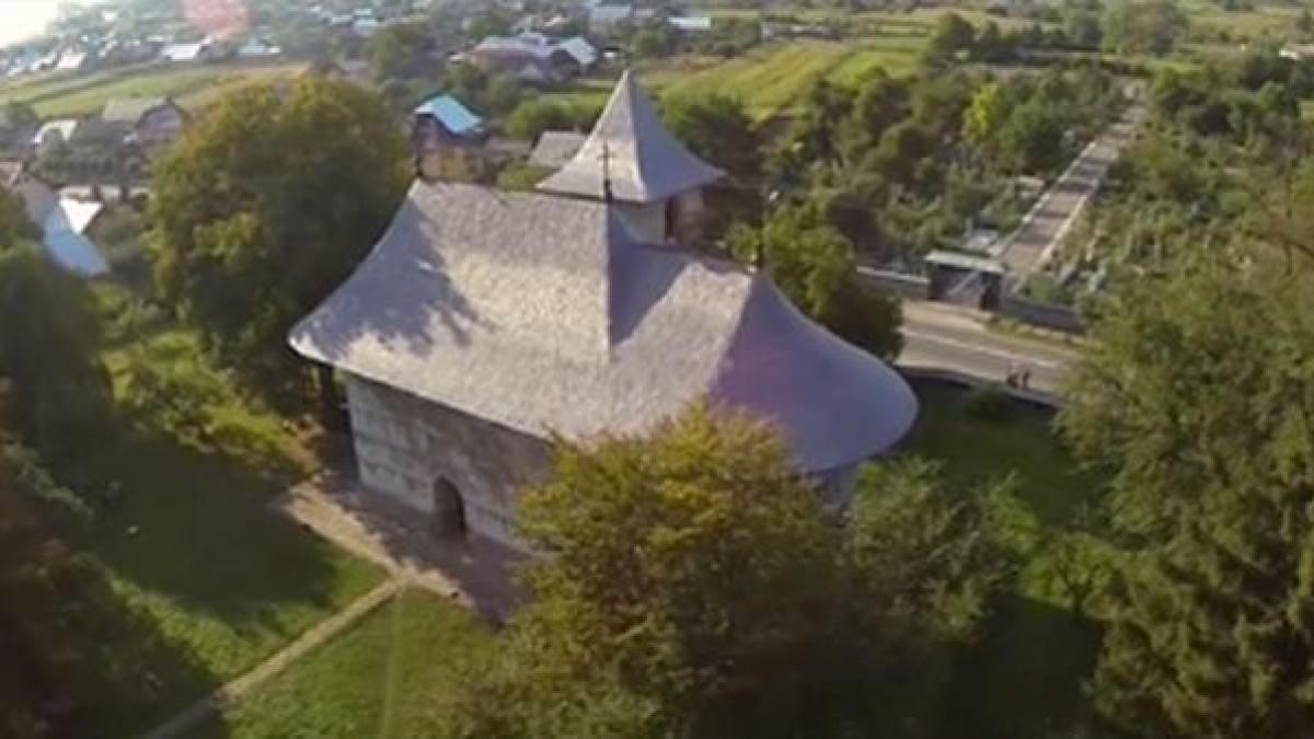 romania la inaltime imagini spectaculoase cu bisericile arbore si patrauti