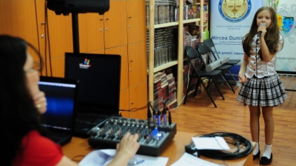 incep cursurile clubulului de excelenta al fundatiei dan voiculescu sute de copii s au inscris deja