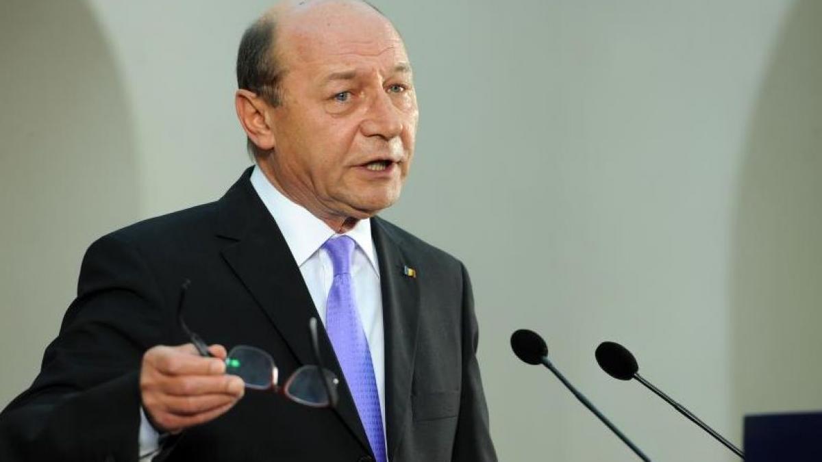 basescu am semnat revocarea lui kelemen hunor am asteptat trei luni s a intrecut masura