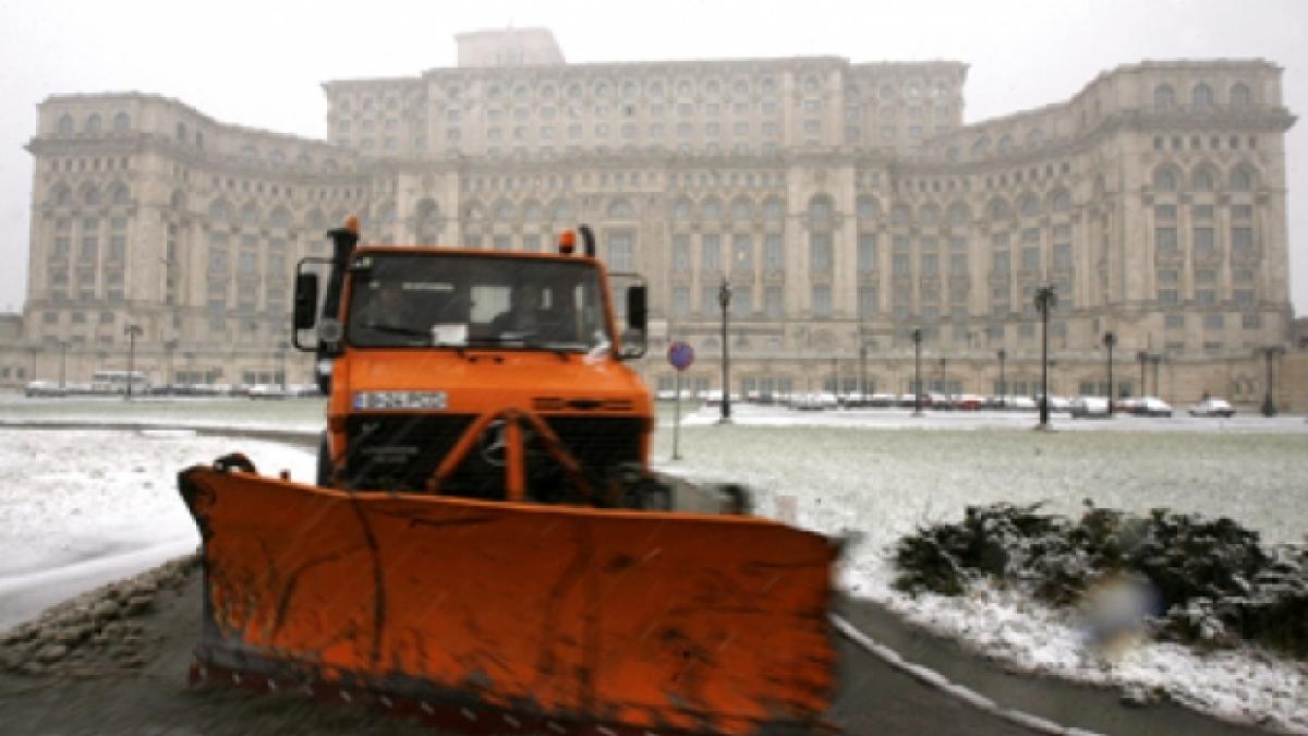 vine iarna iar cnadnr vrea sa dea pentru utilajele de deszapezire 40 de milioane de euro