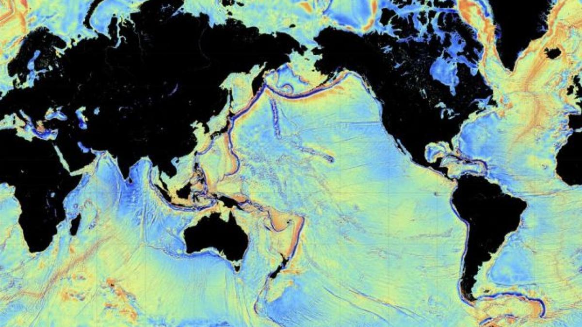 mii de munti subacvatici cartografiati in premiera cu ajutorul satelitilor
