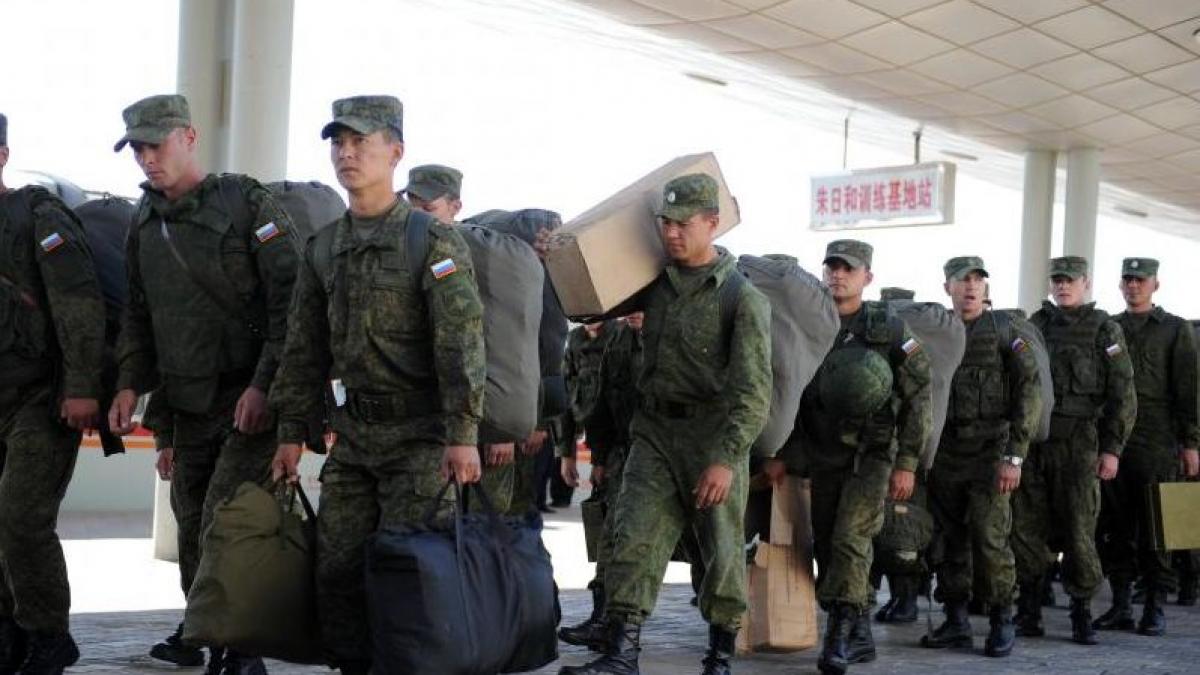 kremlin vladimir putin a ordonat retragerea trupelor ruse de la frontiera cu ucraina