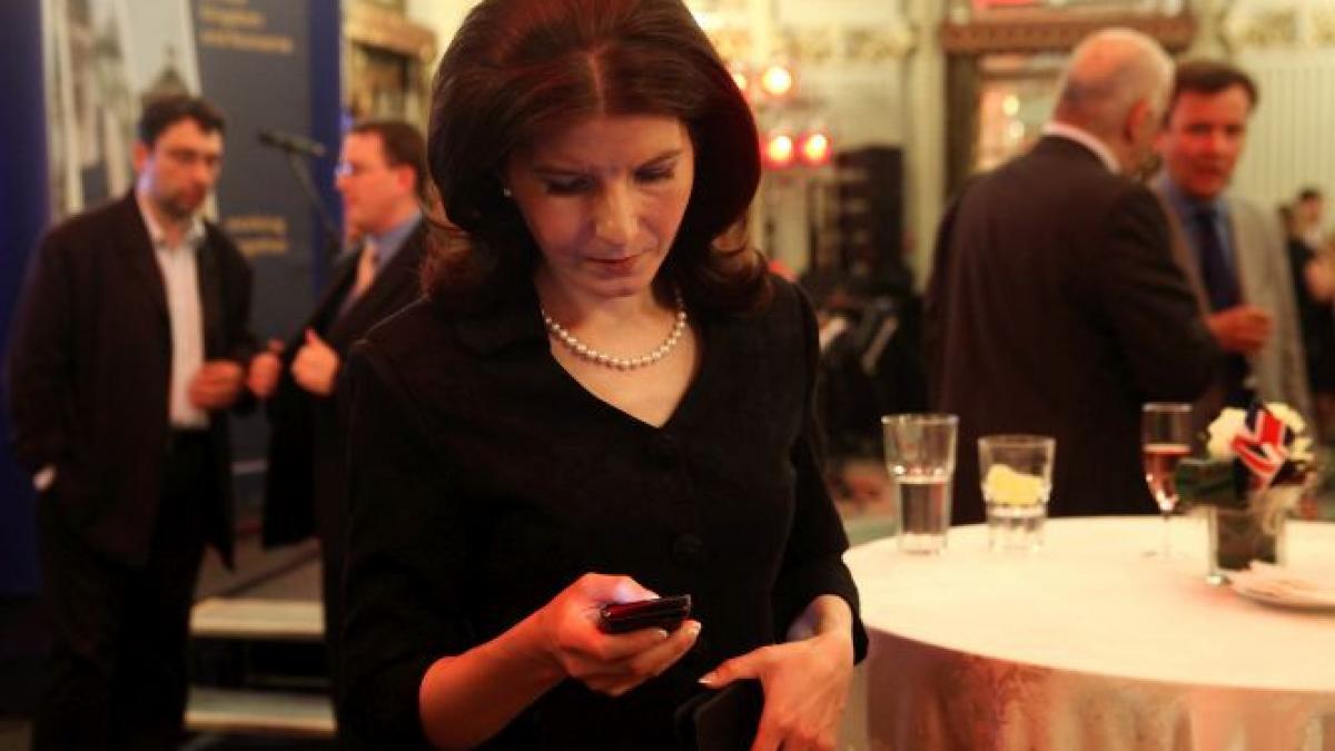 amanare de doua luni pentru sentinta monicai iacob ridzi condamnata la 5 ani de inchisoare cu