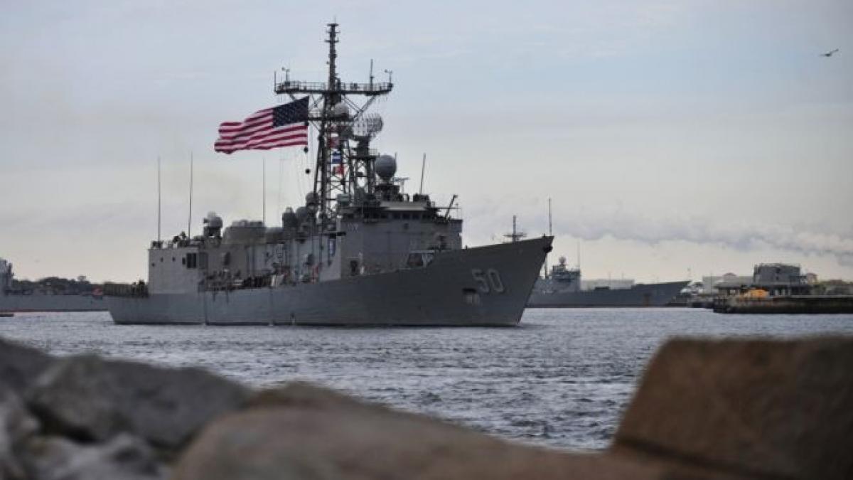 doua nave de razboi americane au intrat in apele marii negre