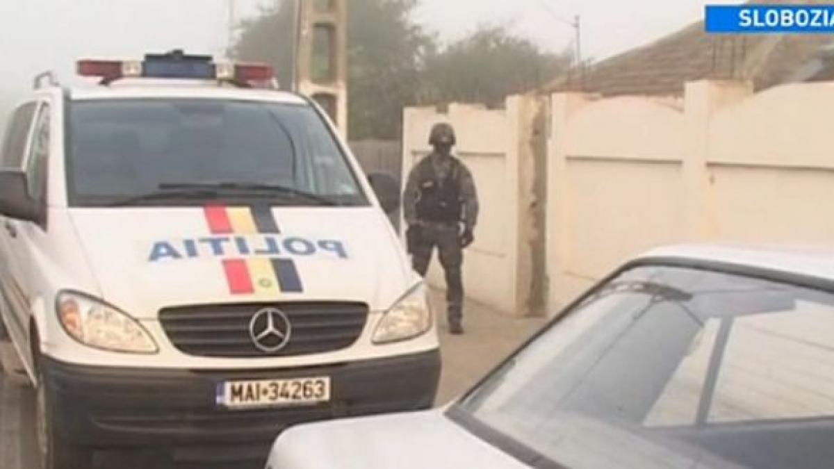 perchezitii la proxenetii din slobozia patru persoane au fost duse la audieri