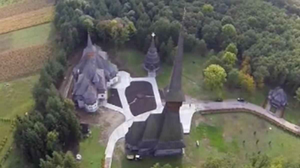 romania la inaltime manastirea sapanta peri unul dintre cele mai reprezentative lacasuri de cult