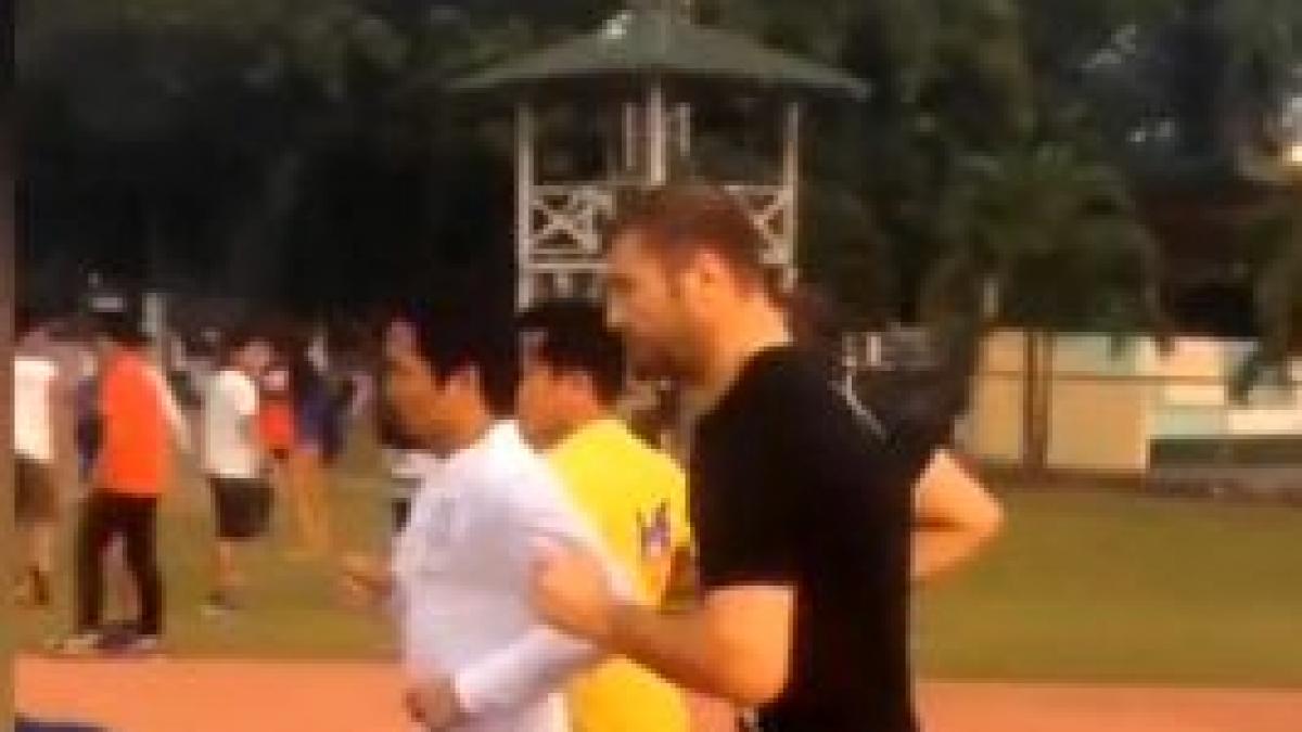 lucian bute se antreneaza alaturi de manny pacquiao