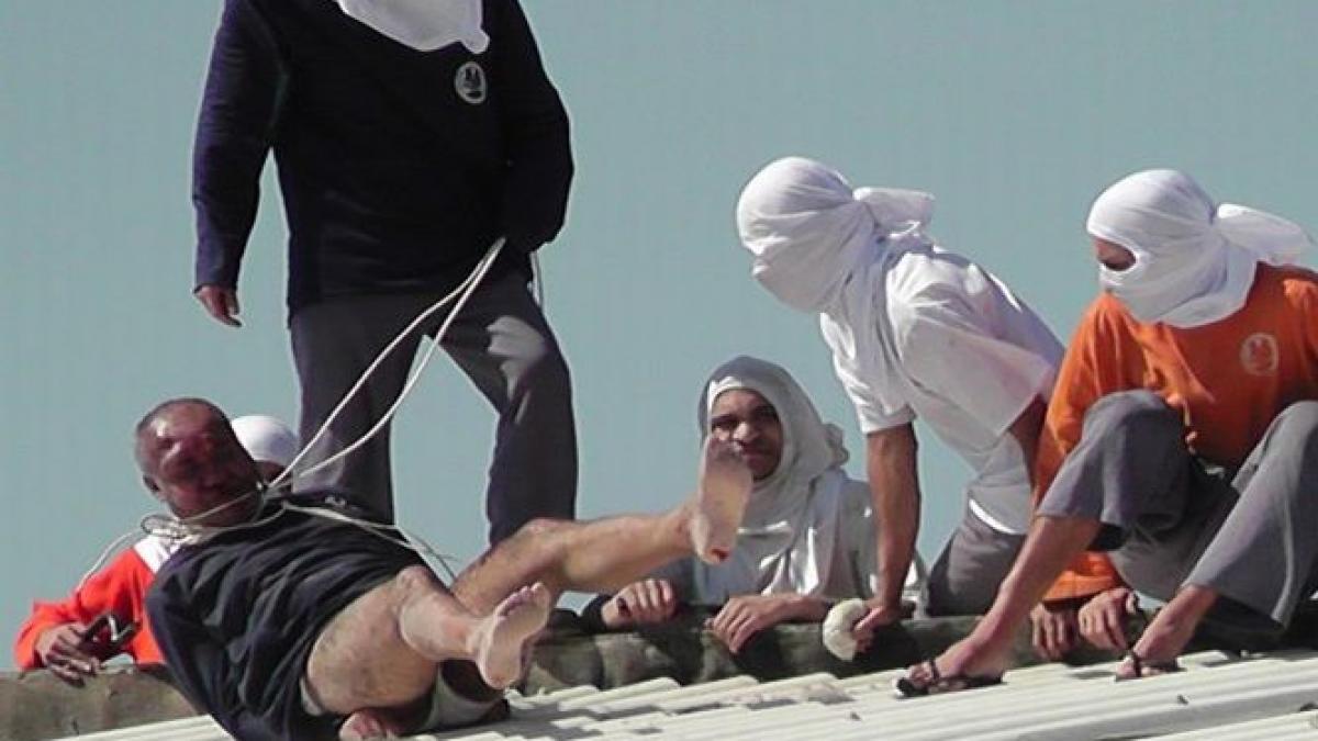 revolta intr un penitenciar din brazilia cel putin 12 gardieni au fost luati ostatici