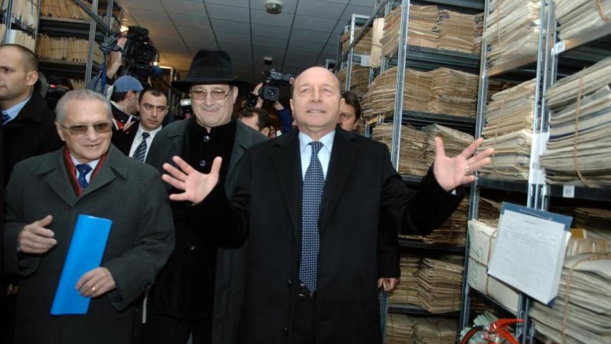 100 de minute etapele relatiei lui basescu cu securitatea vezi documentul care dezvaluie