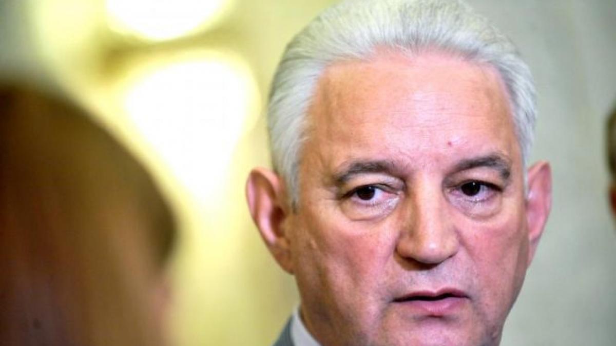 cum il ameninta traian basescu pe ilie sarbu in urma cu jumatate de an