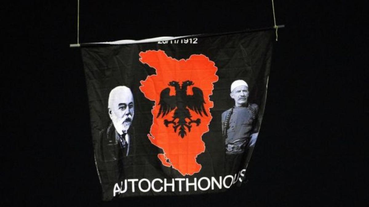 federatia de fotbal din serbia actiunea care a dus la suspendarea meciului cu albania diversiune