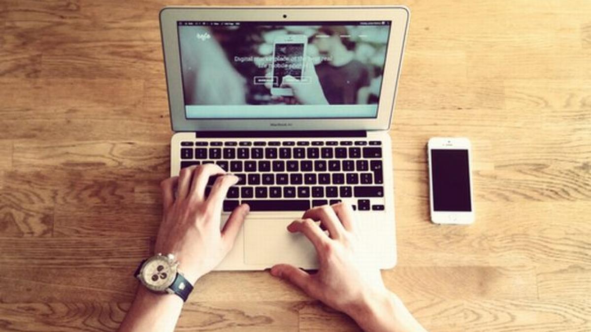 sapte romani acuzati in sua de escrocherie online in valoare de 1 4 miliaone de dolari