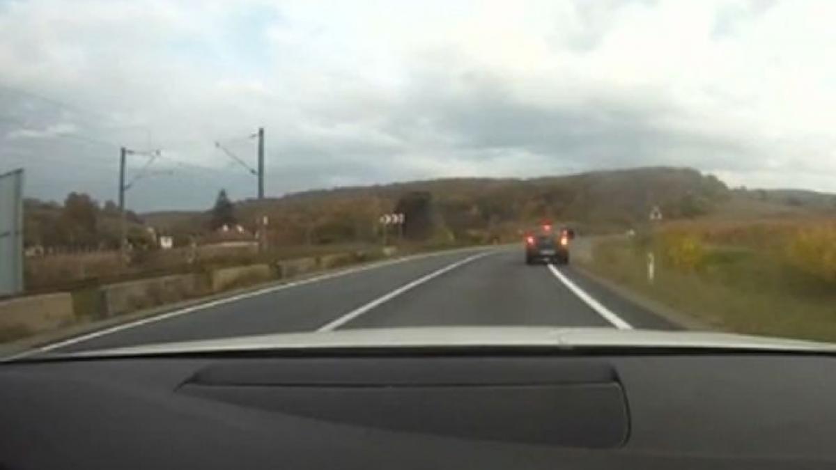 accident spectaculos pe autostrada ca o cascadorie din filme iata imaginile