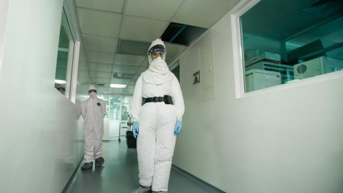 pacient cu simptome de ebola revenit din arabia saudita spitalizat in kosovo