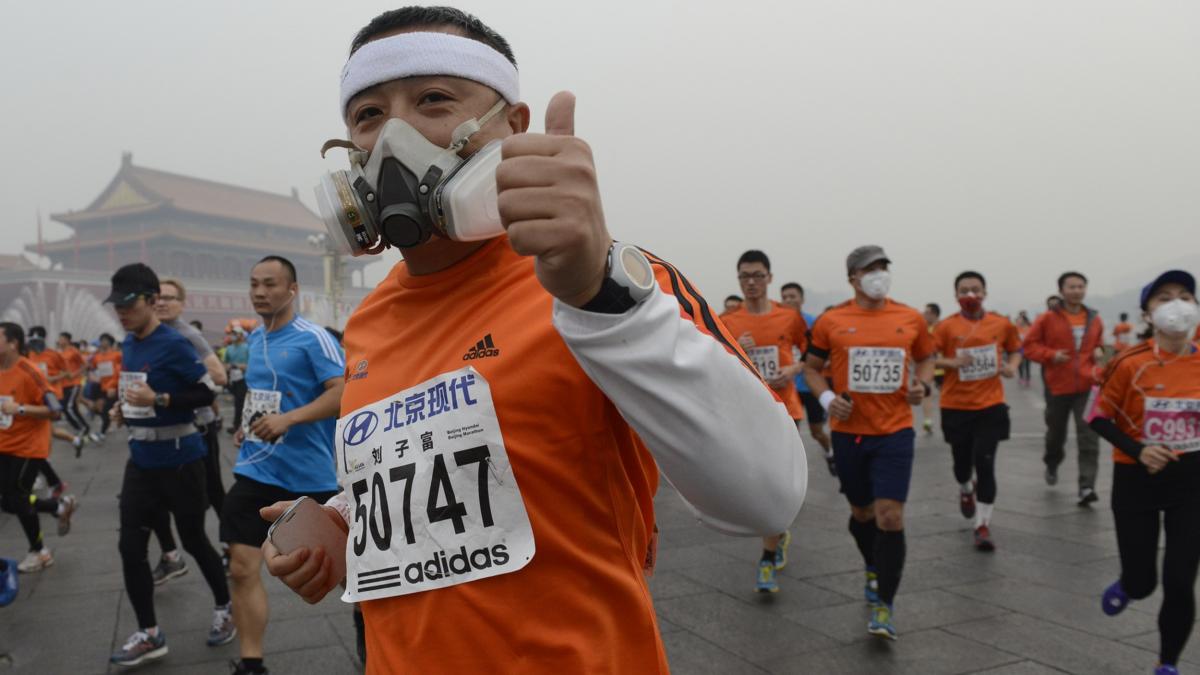 cel mai nesanatos eveniment sportiv medicii au recomandat ca batranii si copiii sa nu iasa din case