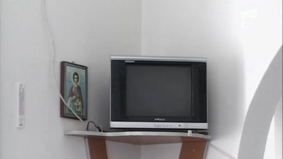 romania tara tuturor posibilitatilor un medic si a operat pacientul fiind baut si pe ritmuri de