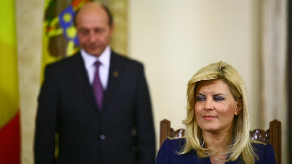 udrea umilita la tvr vezi cum a raspuns la intrebarea sunteti iubita lui basescu