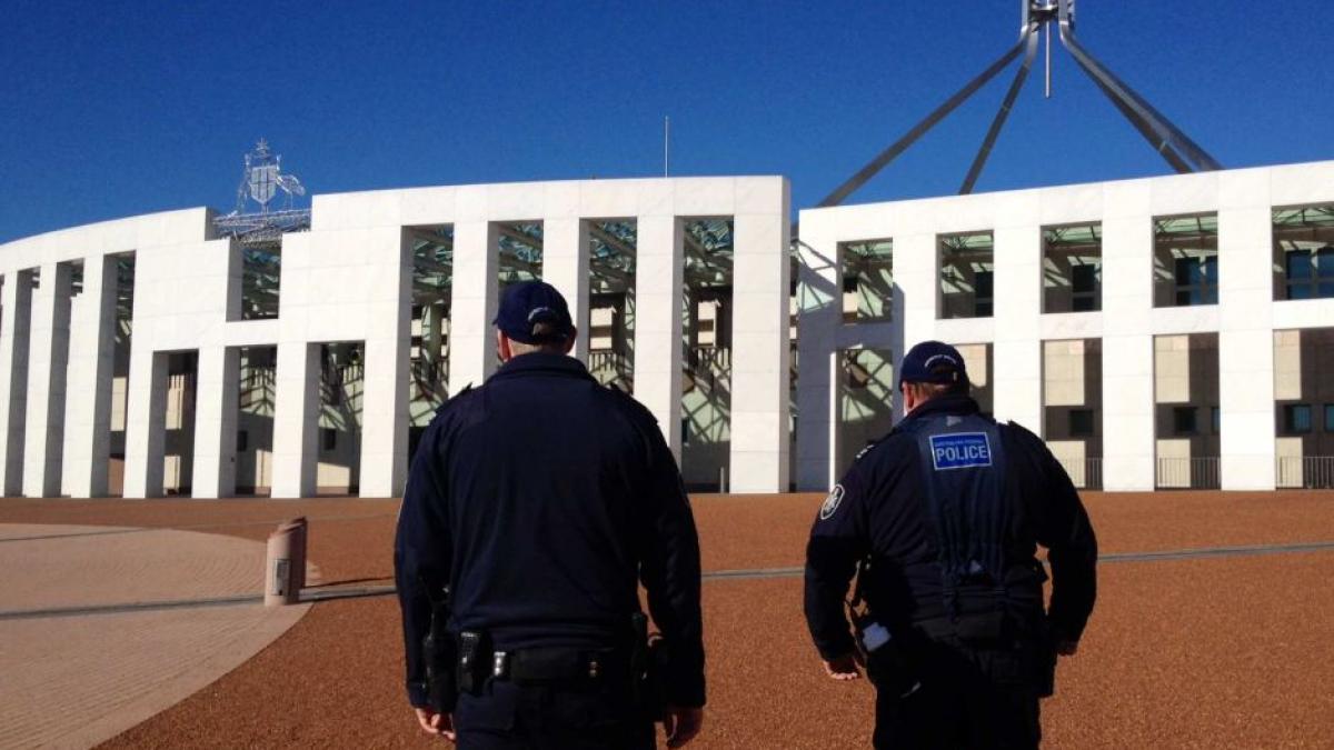 australia consolideaza securitatea parlamentului dupa atacul de la ottawa