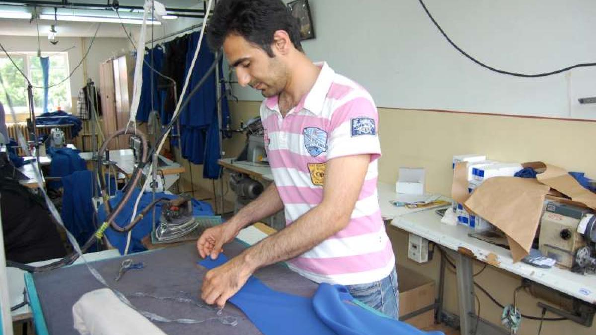 povestea iranianului care a putut din nou sa viseze in romania aici parca am renascut