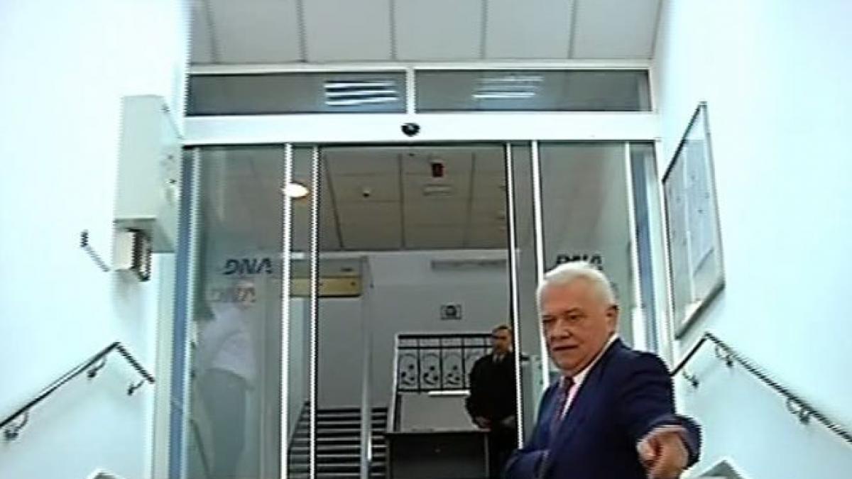 hrebenciuc sustine ca a cumparat casa in care sta de la miron mitrea