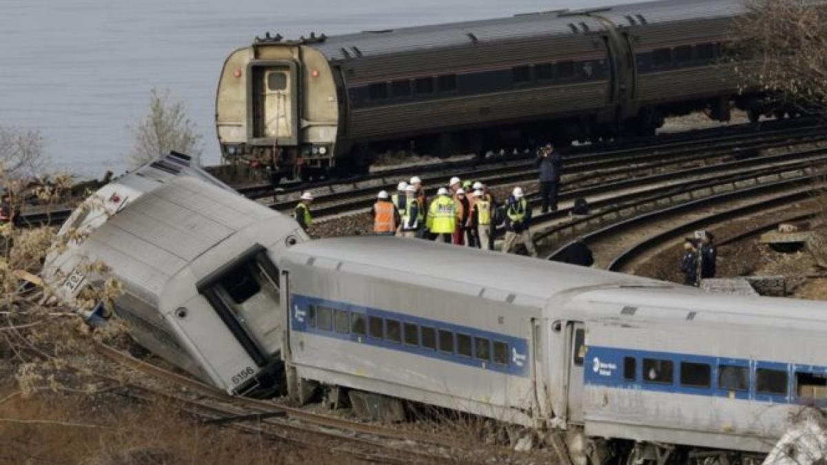 mecanicul trenului deraiat in new york adormise la pupitrul de comanda