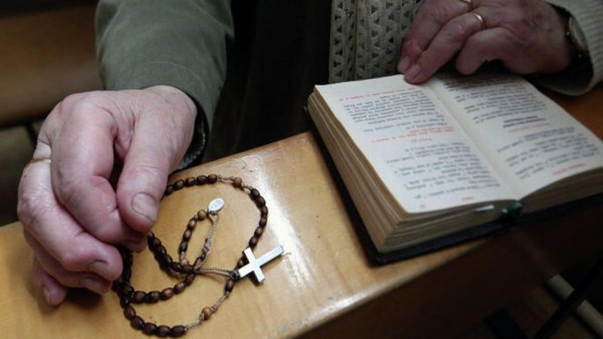 un preot italian s a spanzurat dupa ce a fost acuzat de pedofilie