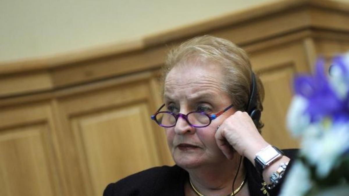 madeleine albright vladimir putin traieste intr o lume paralela