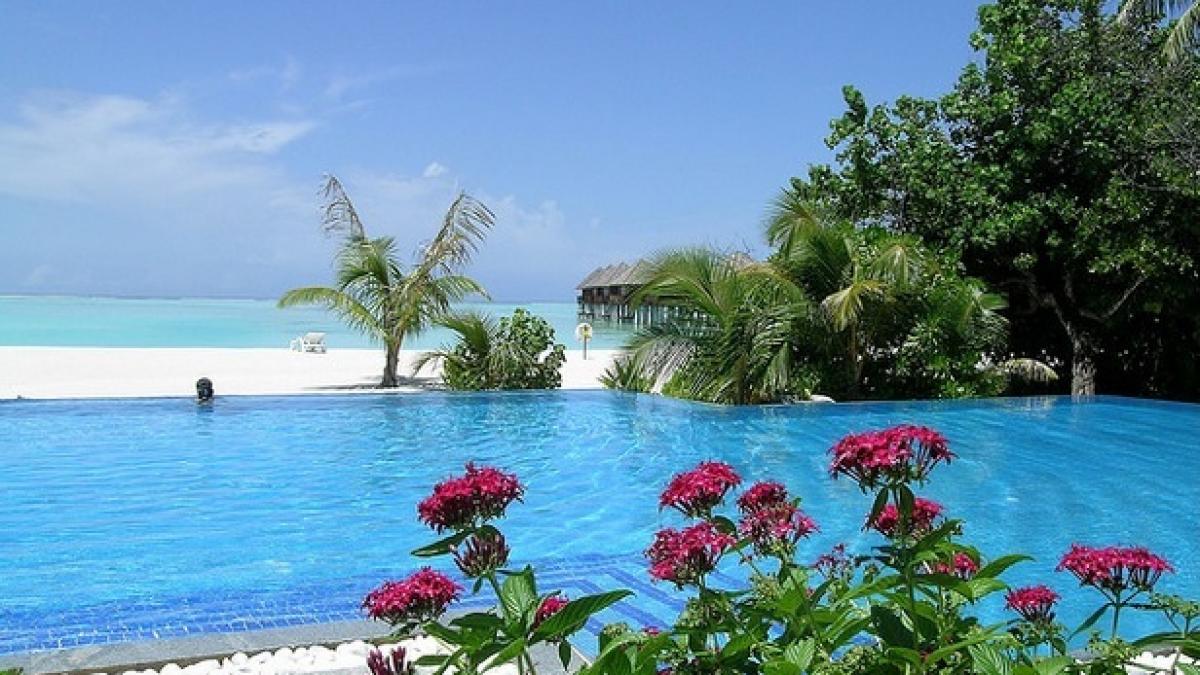 vacanta de iarna pe uimitoarele plaje cu nisip alb din maldive