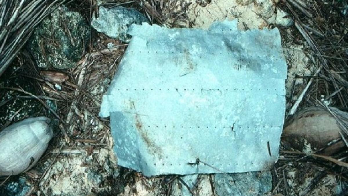 un fragment de aluminiu gasit intr o insula din pacific ar putea fi deznodamantul celui mai cautat