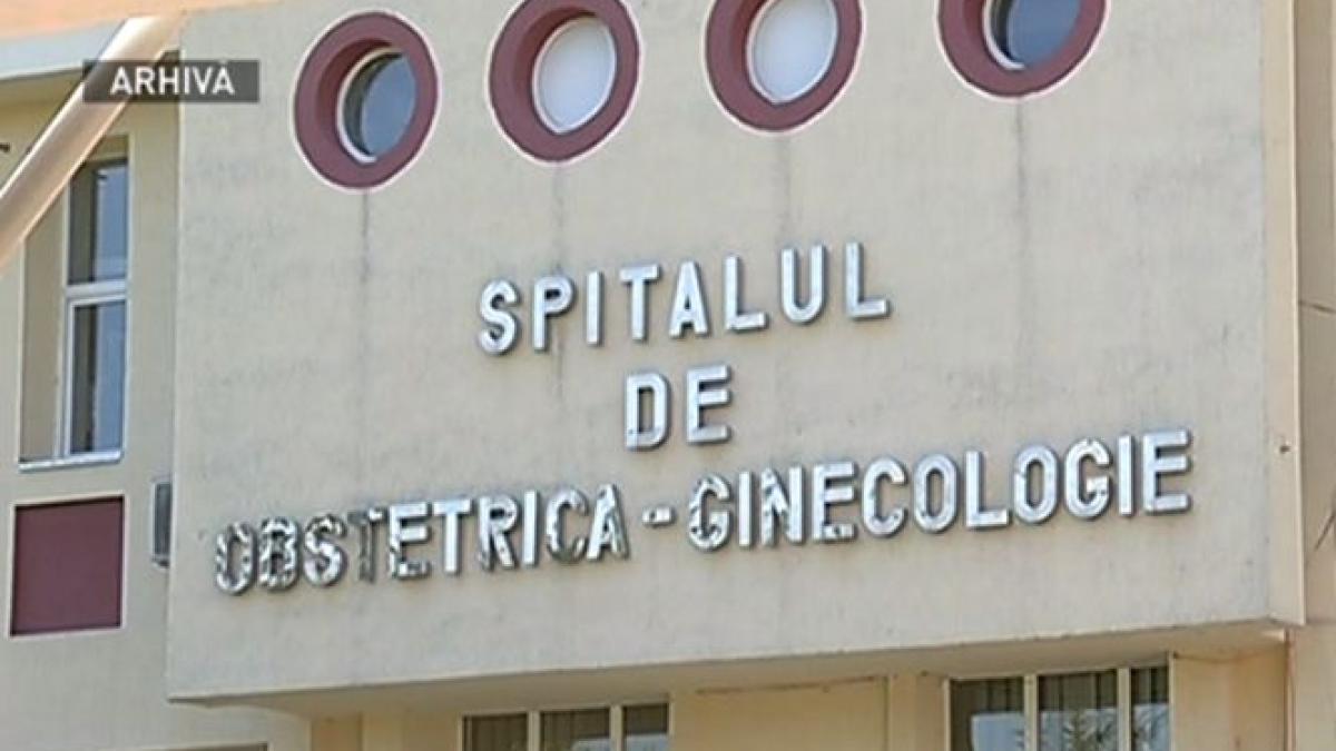 o gravida a fost refuzata la internare si a nascut intr un taxi bebelusul a murit