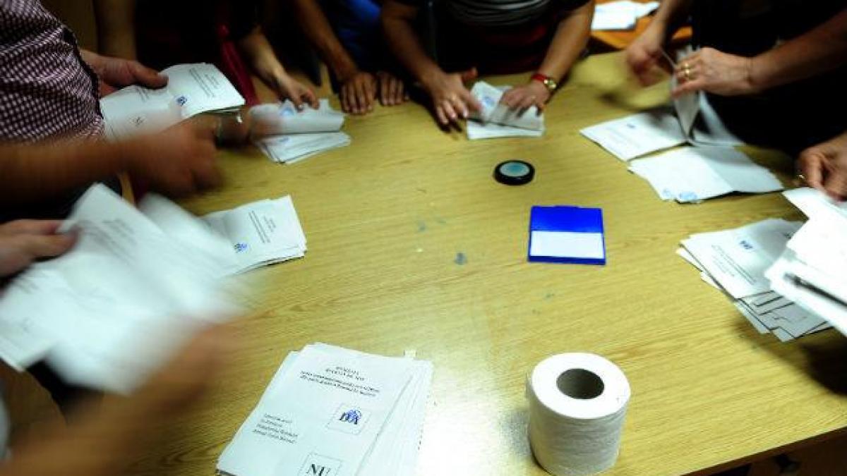 incidente la primul tur al alegerilor sute de buletine de vot au disparut politia ancheteaza cazul