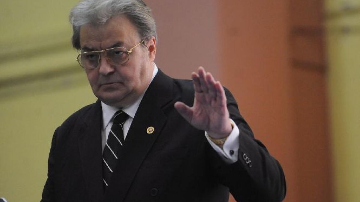 corneliu vadim tudor vreau ca aceasta tara sa fie condusa de un roman eu zic ca victor ponta va